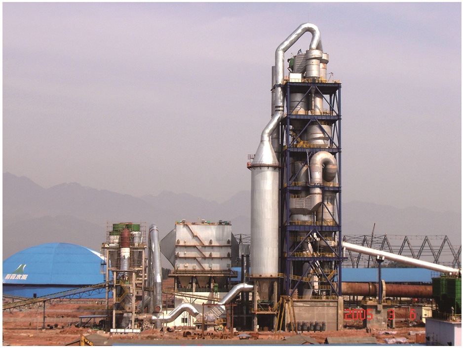 利万步森日产2500T水泥厂房防腐保温